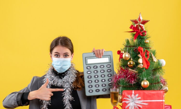 Smart Holiday Budgeting for Maximum Savings in 2025